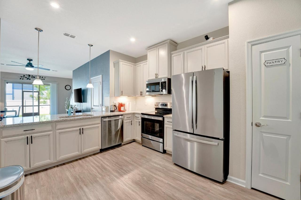 Zenhomes In Heart Of Brandon Convenient Location Экстерьер фото